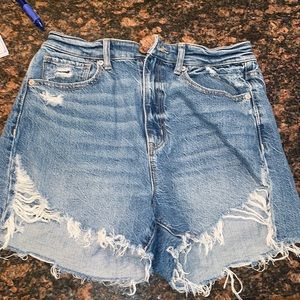 American Eagle jean shorts, comfort waist stretch band, size 6